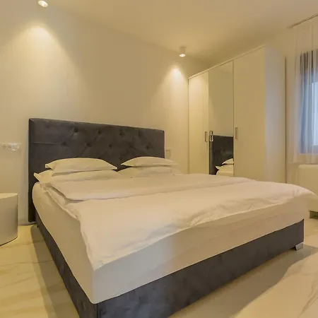 Allegra 3* Omiš